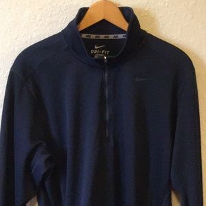 Nike Dri Fit long sleeve pullover Excellent